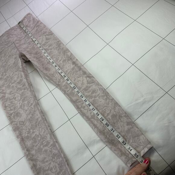Athleta Leggings Womens Medium Pink Elation Textured Frosted Floral Yoga Pilates - Picture 11 of 11